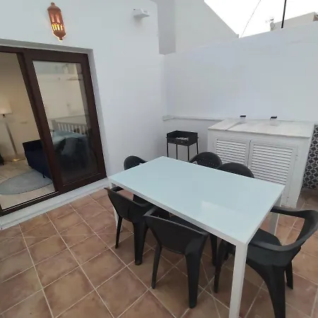 Atico Duplex Tranquilo Vistas Al Mar Centro De Conil Apartment *